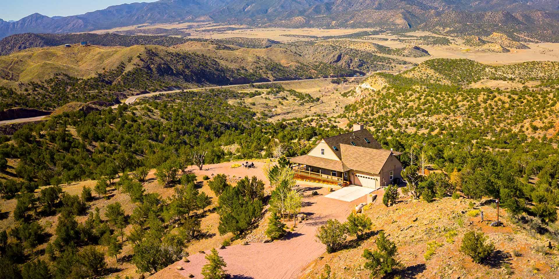 Royal Gorge Vacation Rentals: Premium stays in Colorado